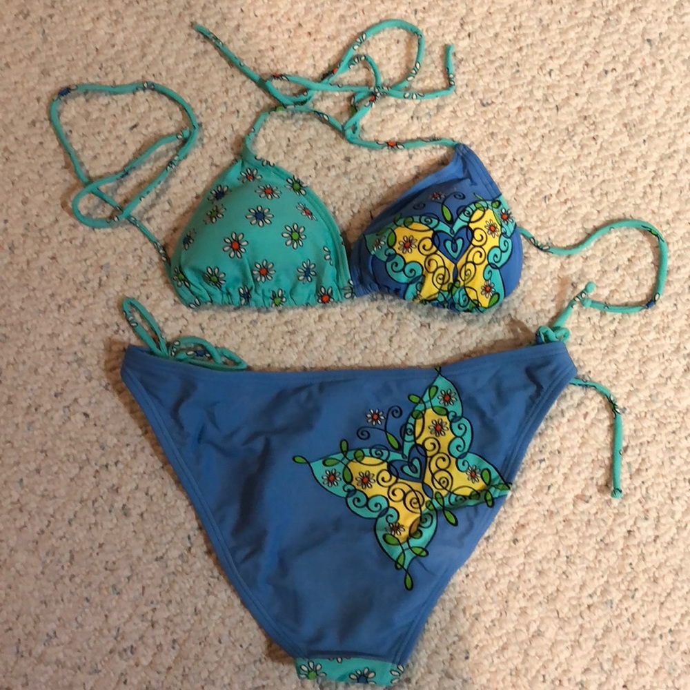 Swimsuit - Picture 2 of 2